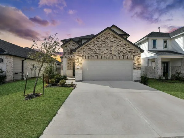 2222 Emerald Diamond Ct, Fresno, TX 77545