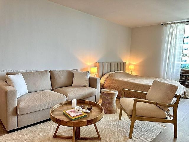 1st image of 2301 Collins Ave APT 511