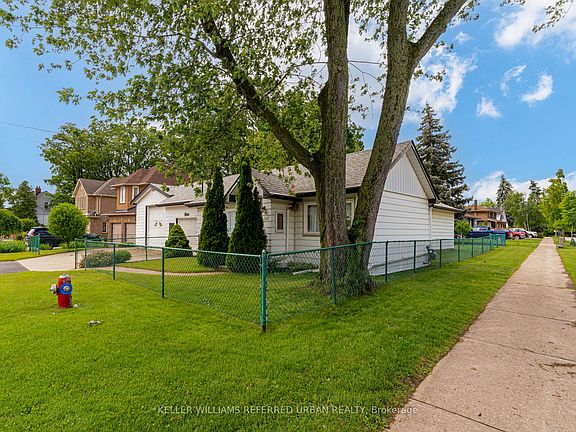 2nd image of 1300 Meredith Ave