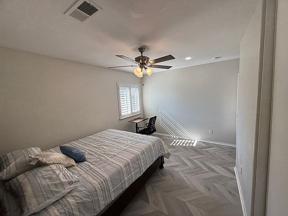 3rd image of 1411 Scenic Ct #2A