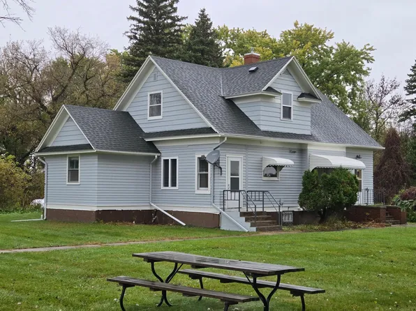 48615 220th St, Morris, MN 56267