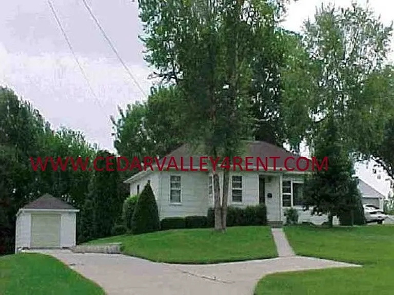 1570 E Ridgeway Ave — Photo 1