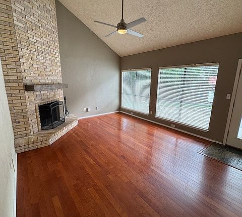 2nd image of 13815 Stone Hollow Dr