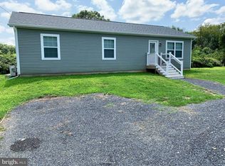 16 Jerrys Ave, Clayton, NJ 08312