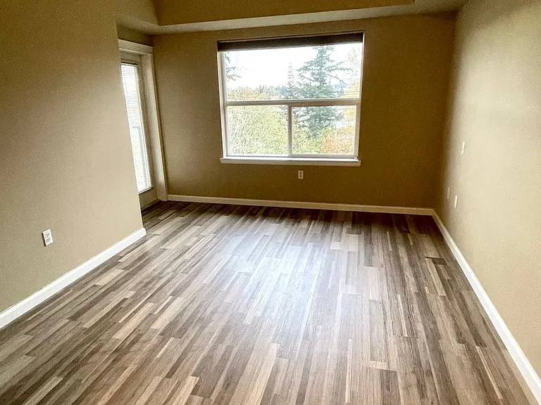 251 W Bakerview Rd #405 — Photo 29