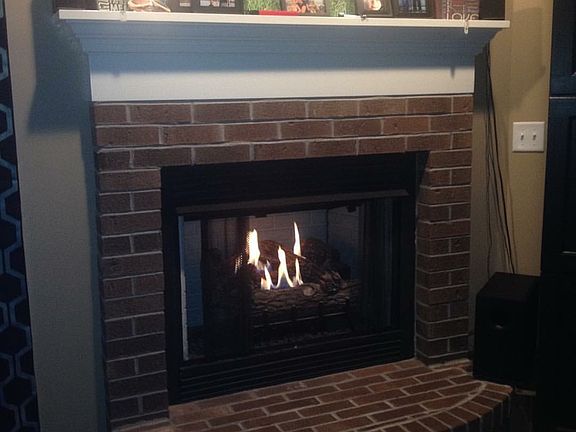 Gas fireplace