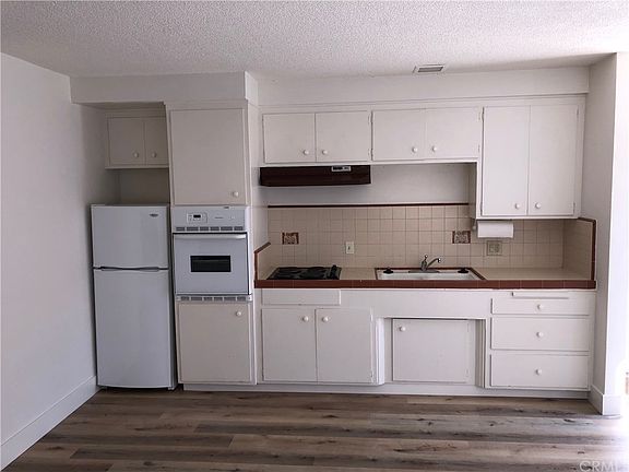 4th image of 4210 Ocean Dr