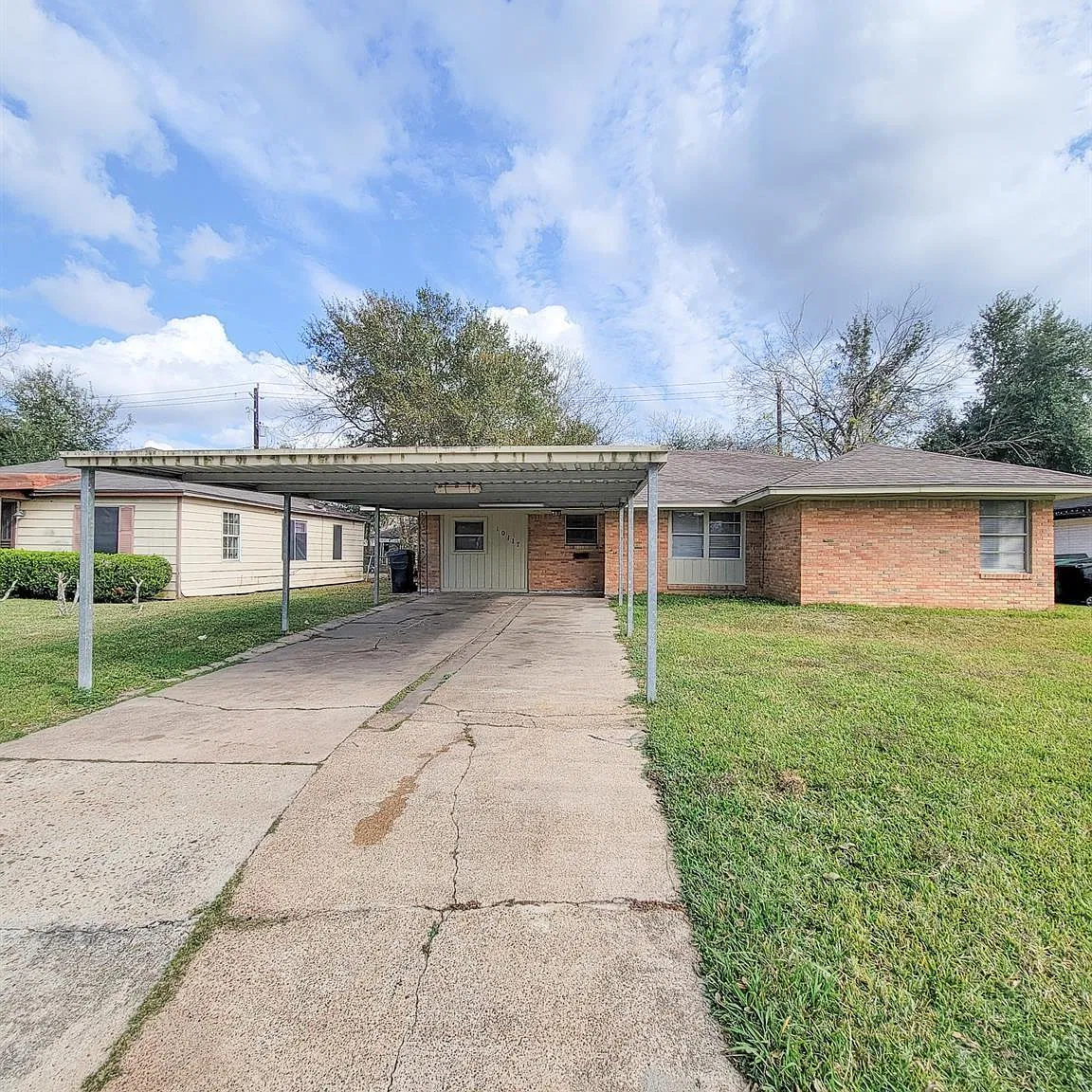 3 bed, 1386 sqft, $1,400 — Photo 1