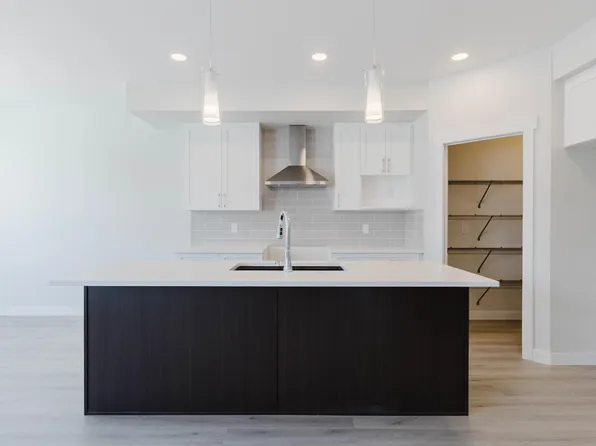 5407 Parc Reunis Way, Beaumont, AB T4X 2Z7