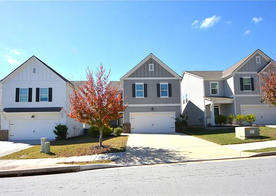 5740 Screech Owl Dr