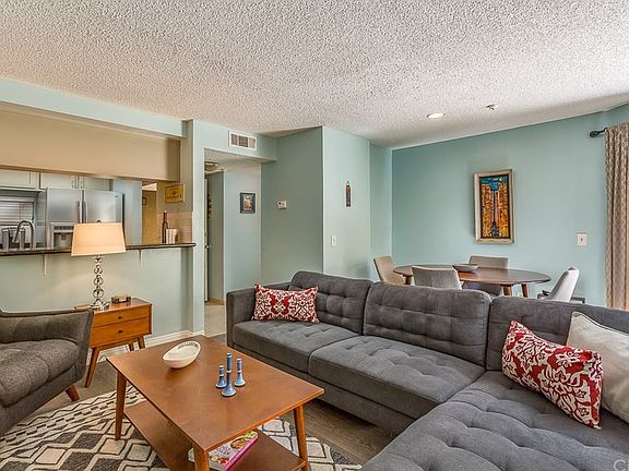 4th image of 550 Orange Ave Unit 106