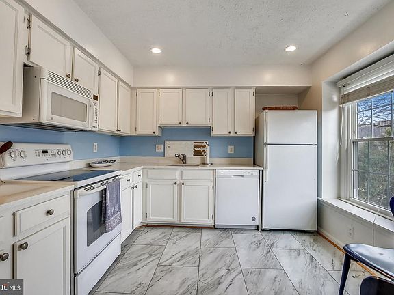 5th image of 5765 Independence Cir #5765