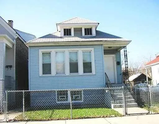 7232 S Marshfield Ave photo 1