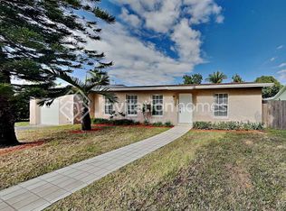 8121 NW 44th Ct, Fort Lauderdale, FL 33351