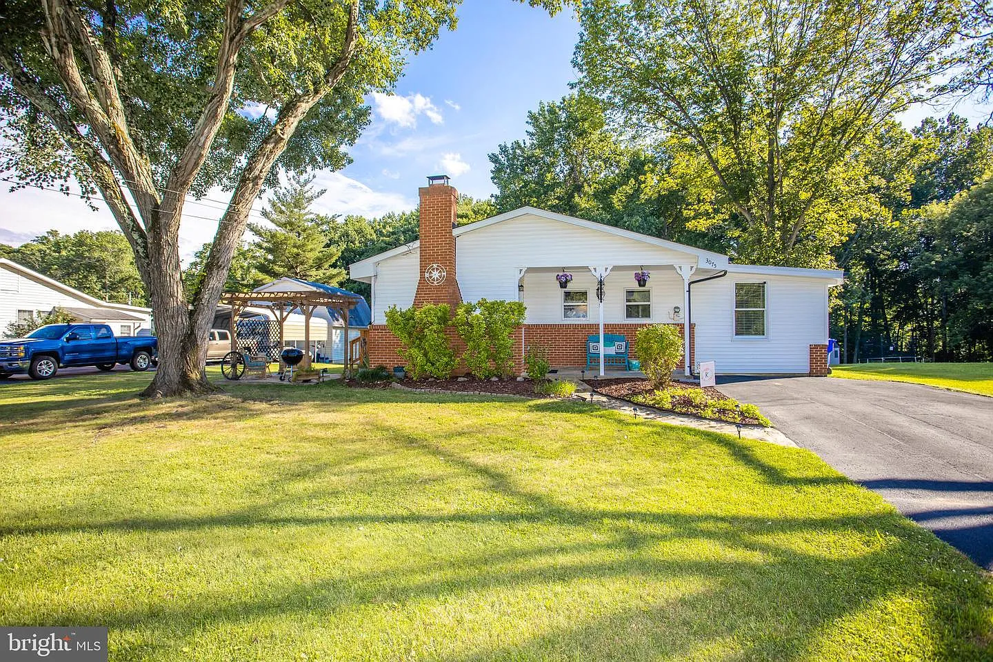 3075 Wooster Dr photo 1
