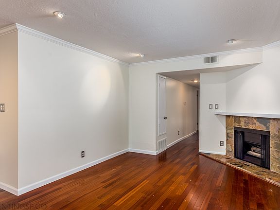 4th image of 85 Duboce Ave #104