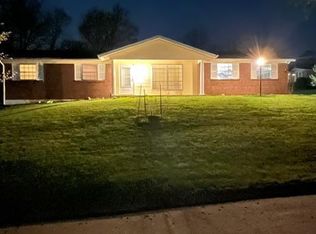 12320 Cape Cod Dr, Saint Louis, MO