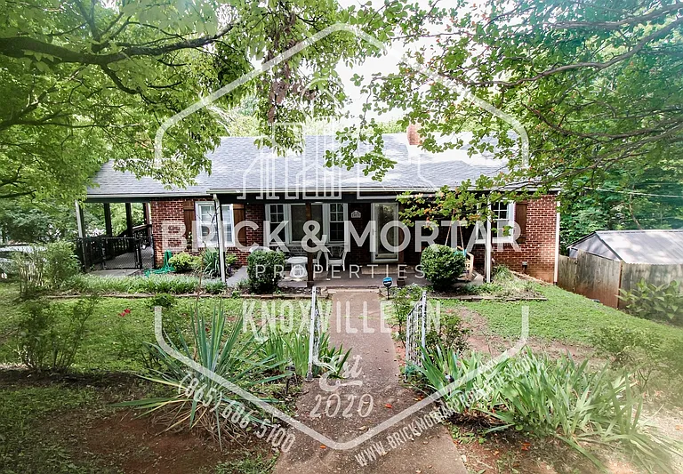 503 Busbee Rd — Photo 1
