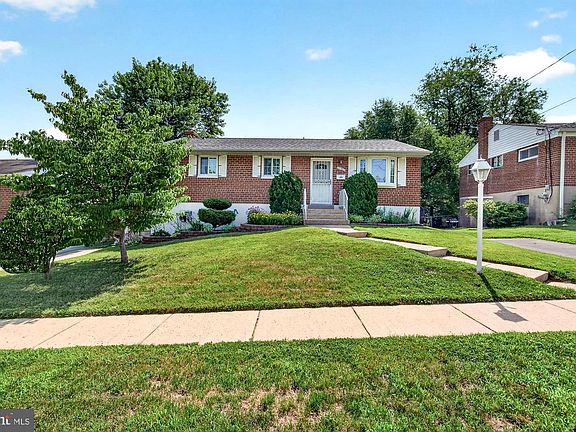5th image of 11407 Grayling Ln