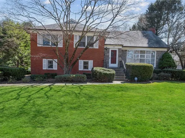 36 Windingwood Road N, Rye Brook, NY 10573