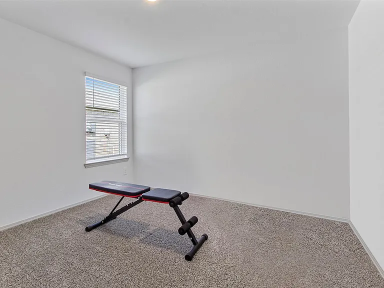 6685 Riplee St — Photo 6