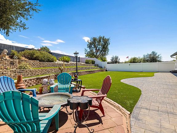 4th image of 30810 Saddleback Ln
