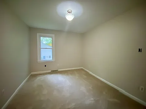 336 Cedar St — Photo 32