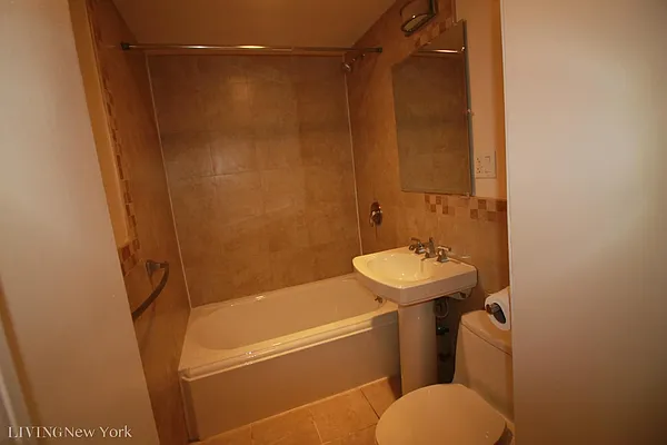 Rented by Living New York | media 13