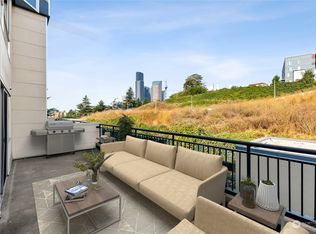 321 10th Ave S APT 614, Seattle, WA 98104