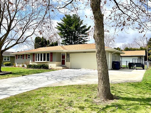 1st image of 1109 Harmony Cir