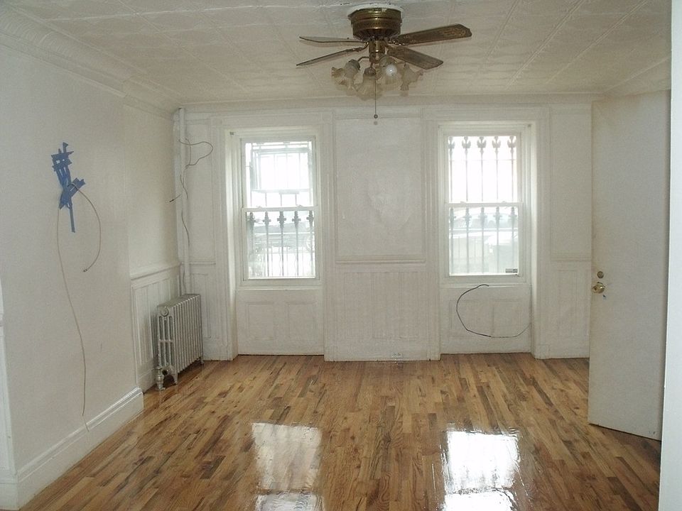 1st image of 432 Bainbridge St #1