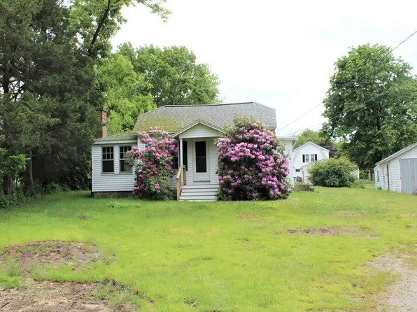 5 Vaughan St, Lakeville, MA 02347