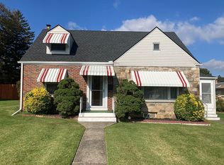 19 W Berger St, Emmaus, PA 18049