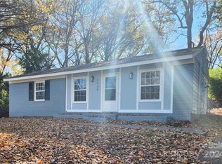 3935 Amerigo St, Charlotte, NC 28208