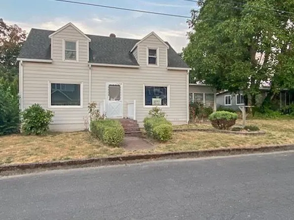 585 Birch St, Mount Angel, OR 97362