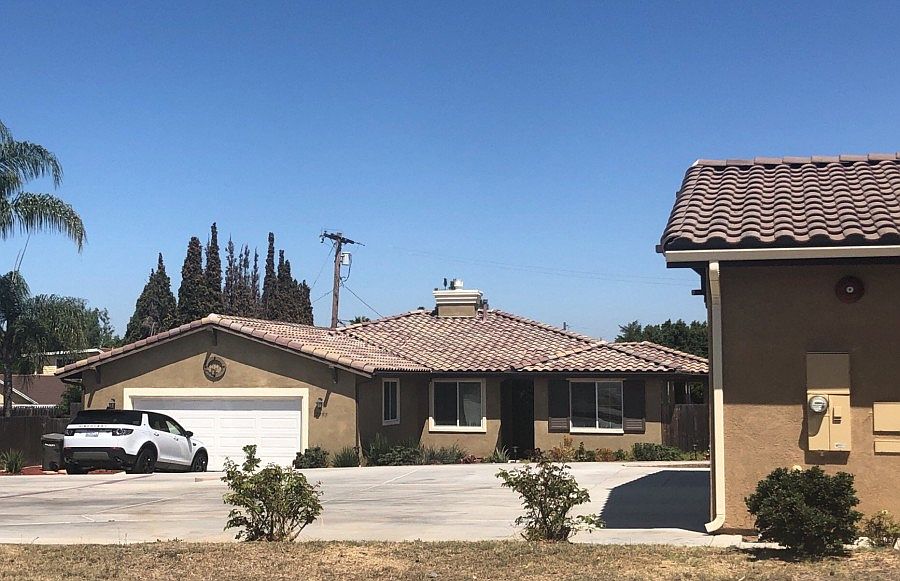 2nd image of 2795 Vista Sereno Ct