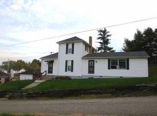 1 Fairview Ave, Glouster, OH