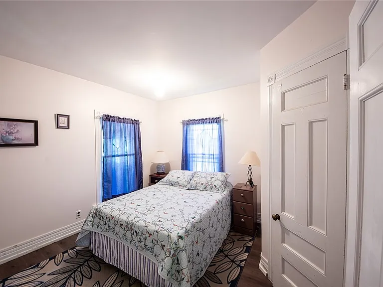 35 Cherry St — Photo 13