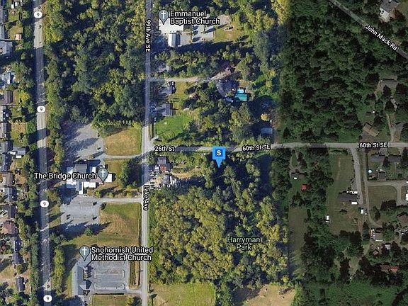 5th image of 2525 Lake Ave