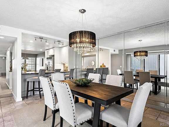 4th image of 2770 S Elmira Street #7
