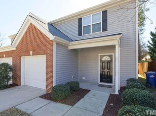 3132 Manhasset Ln, Raleigh, NC 27604