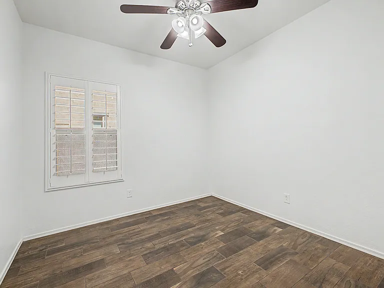 2694 E Runaway Bay Pl — Photo 16