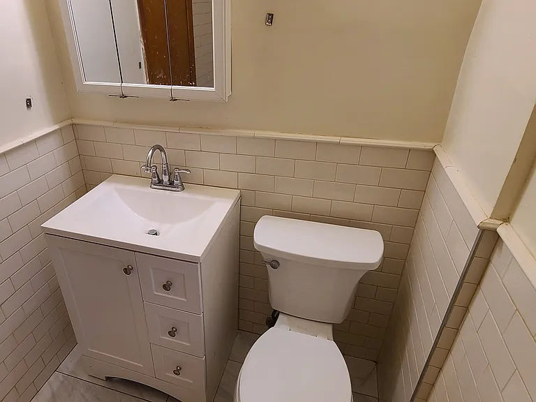 166 Huber St #2 — Photo 14