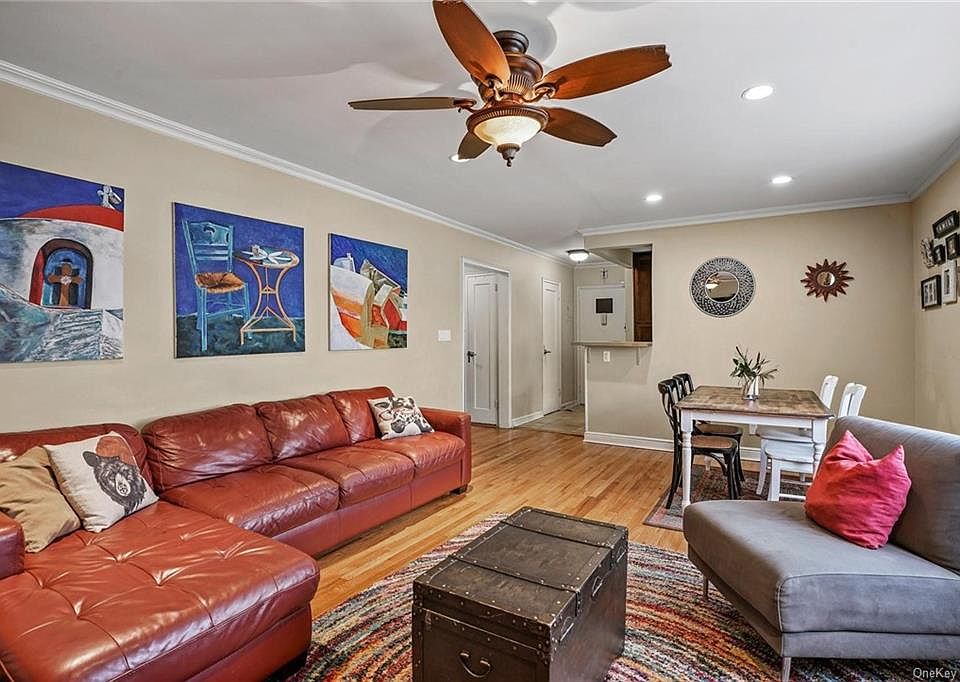 1st image of 52 Underhill Ave APT 1B