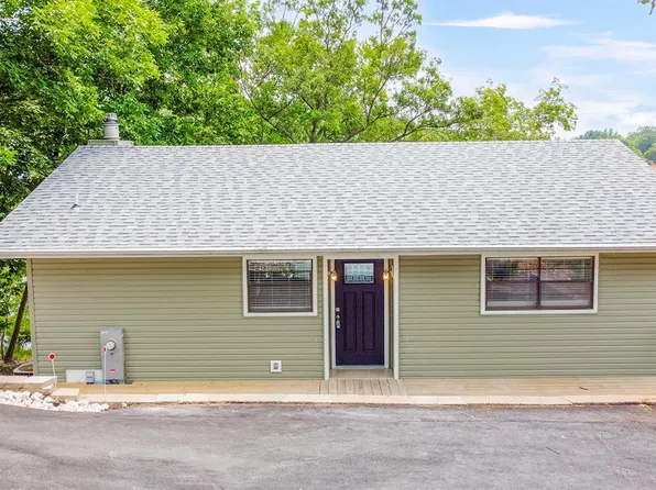 531 Highline Rd, Lake Ozark, MO 65049