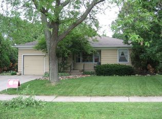 529 Caromar Dr, Madison, WI 53711