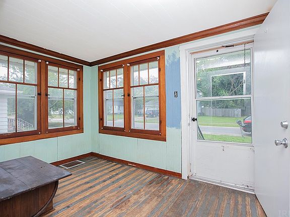 5th image of 2723 Roosevelt Ave