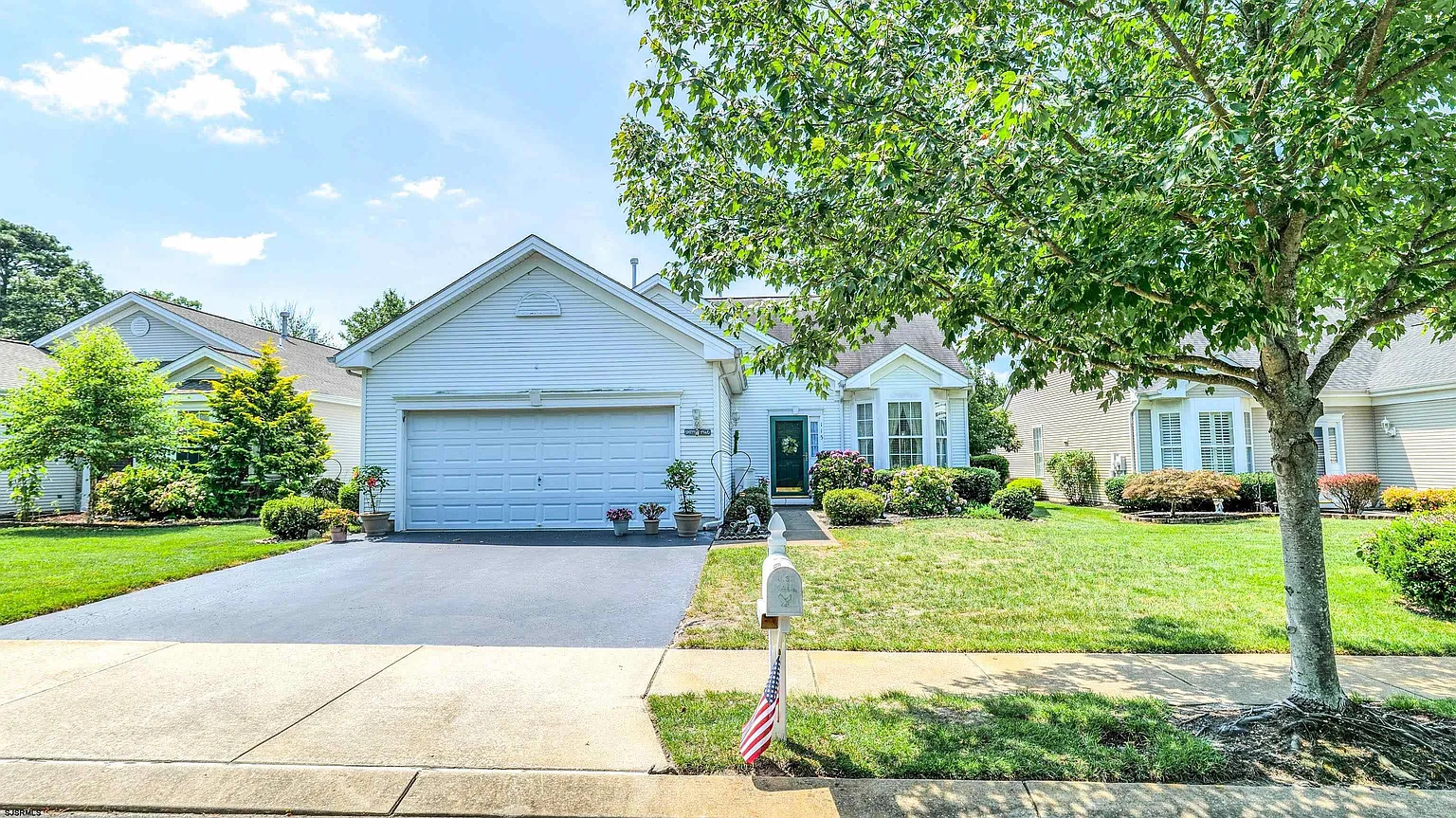 115 Devon Ct photo 1