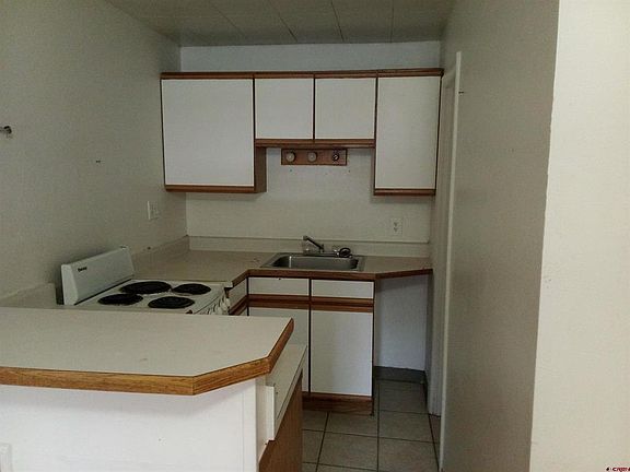 4th image of 350 E 8th Avenue