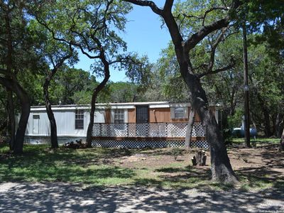 7048 WHARTONS DOCK RD, Bandera, TX, 78003